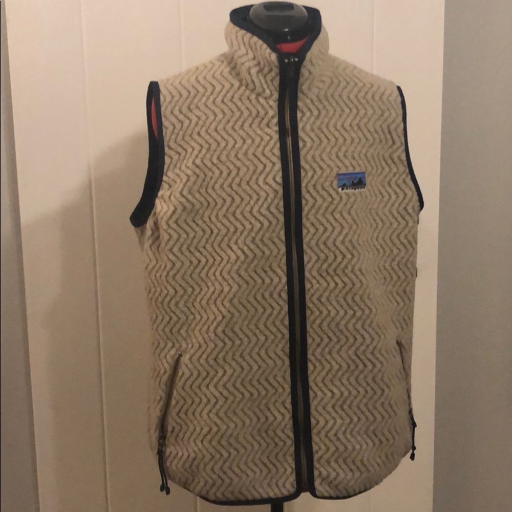 Patagonia Women’s Woolie Reversible Fleece